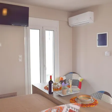 Apartmán Petite Paradise In Center Atény